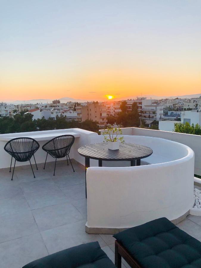 Amazing Suite At Glyfada With Sea View & Jacuzzi Atenas Exterior foto