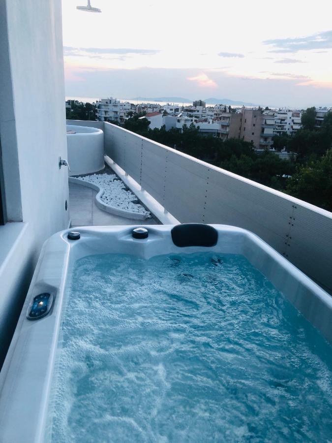 Amazing Suite At Glyfada With Sea View & Jacuzzi Atenas Exterior foto